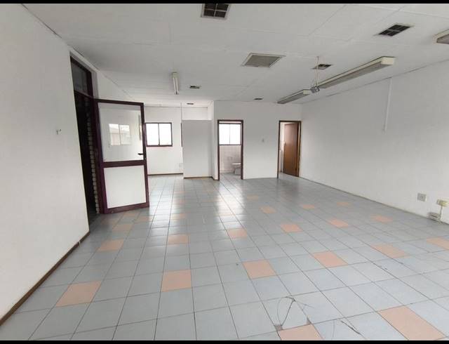 BUSINESS PROPERTY TO RENT IN SUNFORD